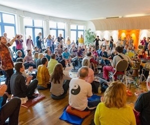 CANCELLED DUE TO CORONA RESTRICTIONS — Easter Chanting Retreat with Satyaa & Pari